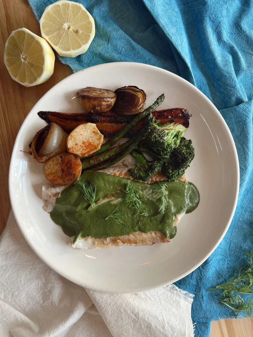 BRÓTOLA A LA CREMA DE ESPINACAS / HAKE WITH SPINACH CREAM